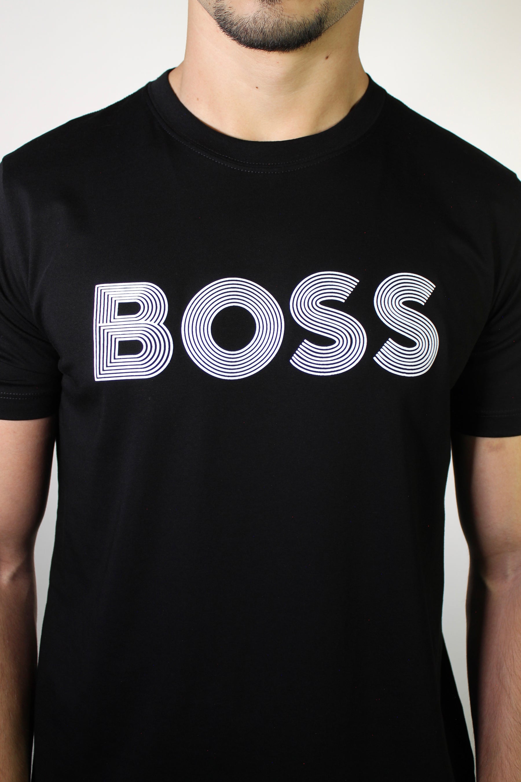 Camiseta Boss Striped Logo - Preta