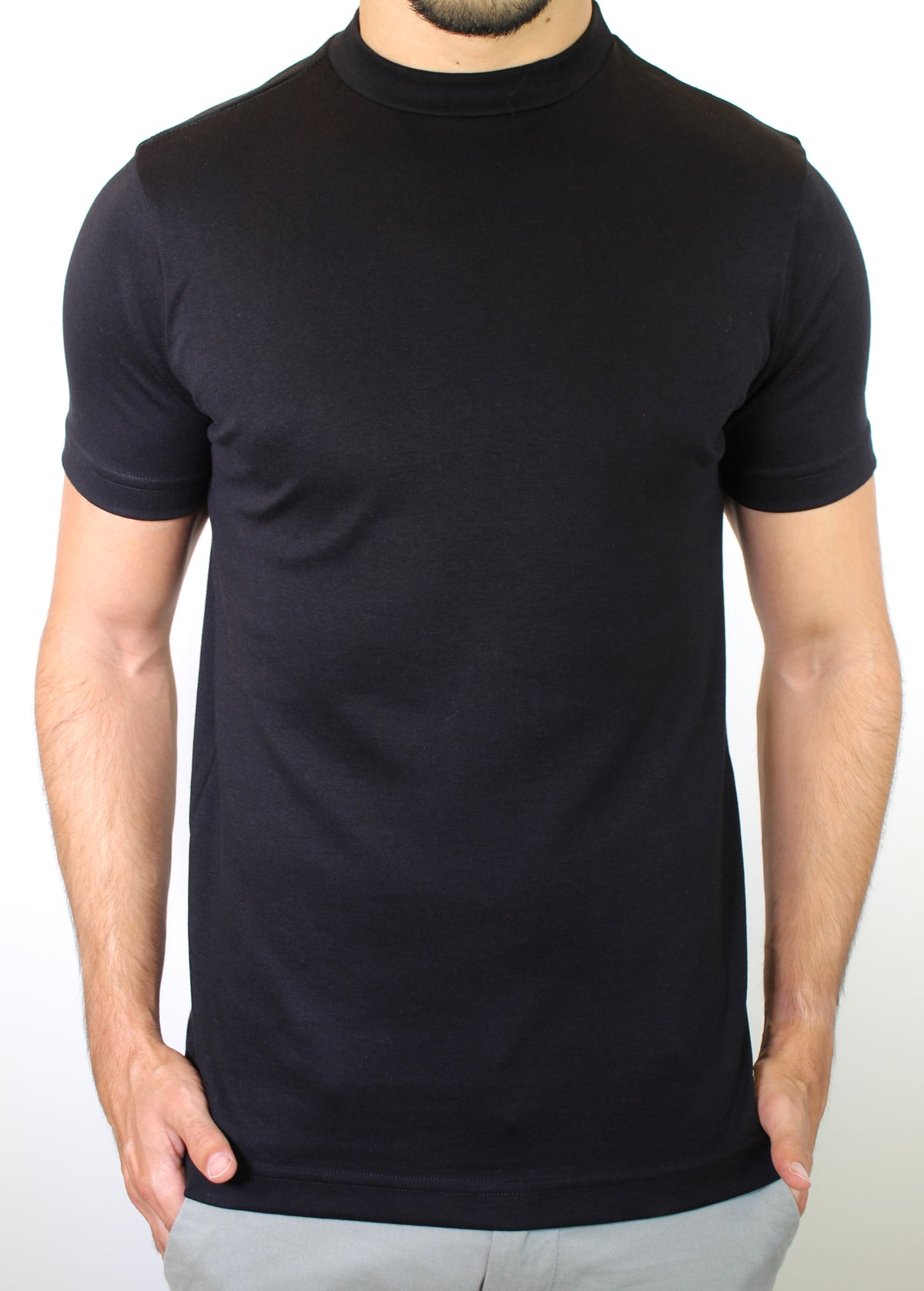 Camiseta Gola Midi Nobre Men - Preta