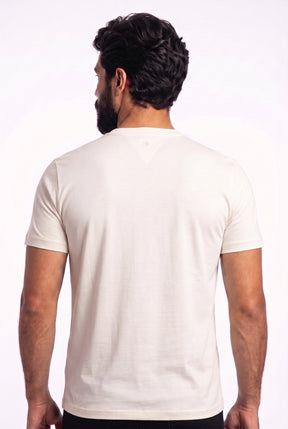 Camiseta TH Varsity Escutcheon - Off White