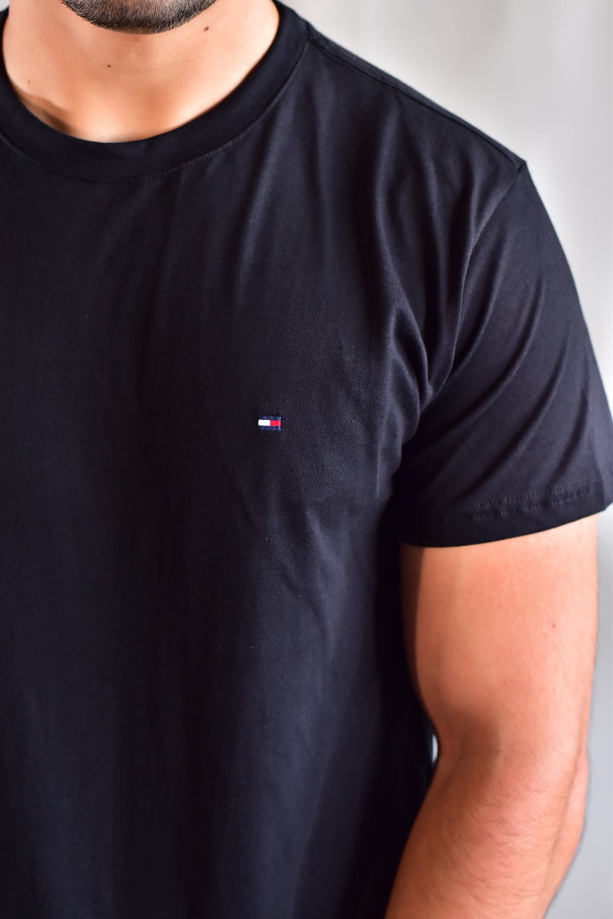 Camiseta TH Masculina Classic Nape - Preta