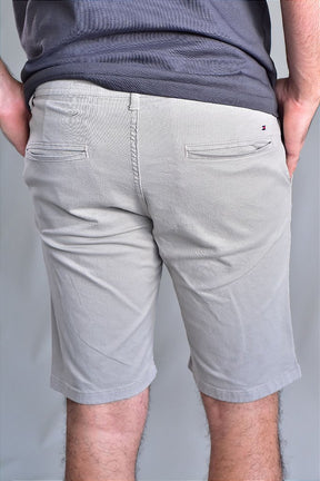 Bermuda Masculina Sarja TH - Cinza