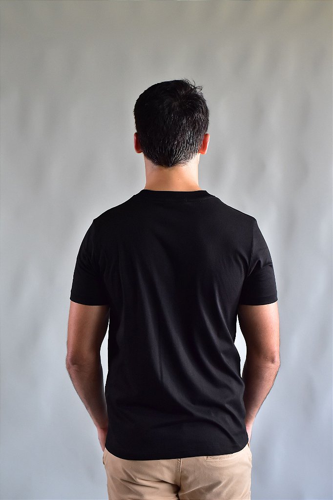 Camiseta Emporio Armani Basic Eagle - Preta