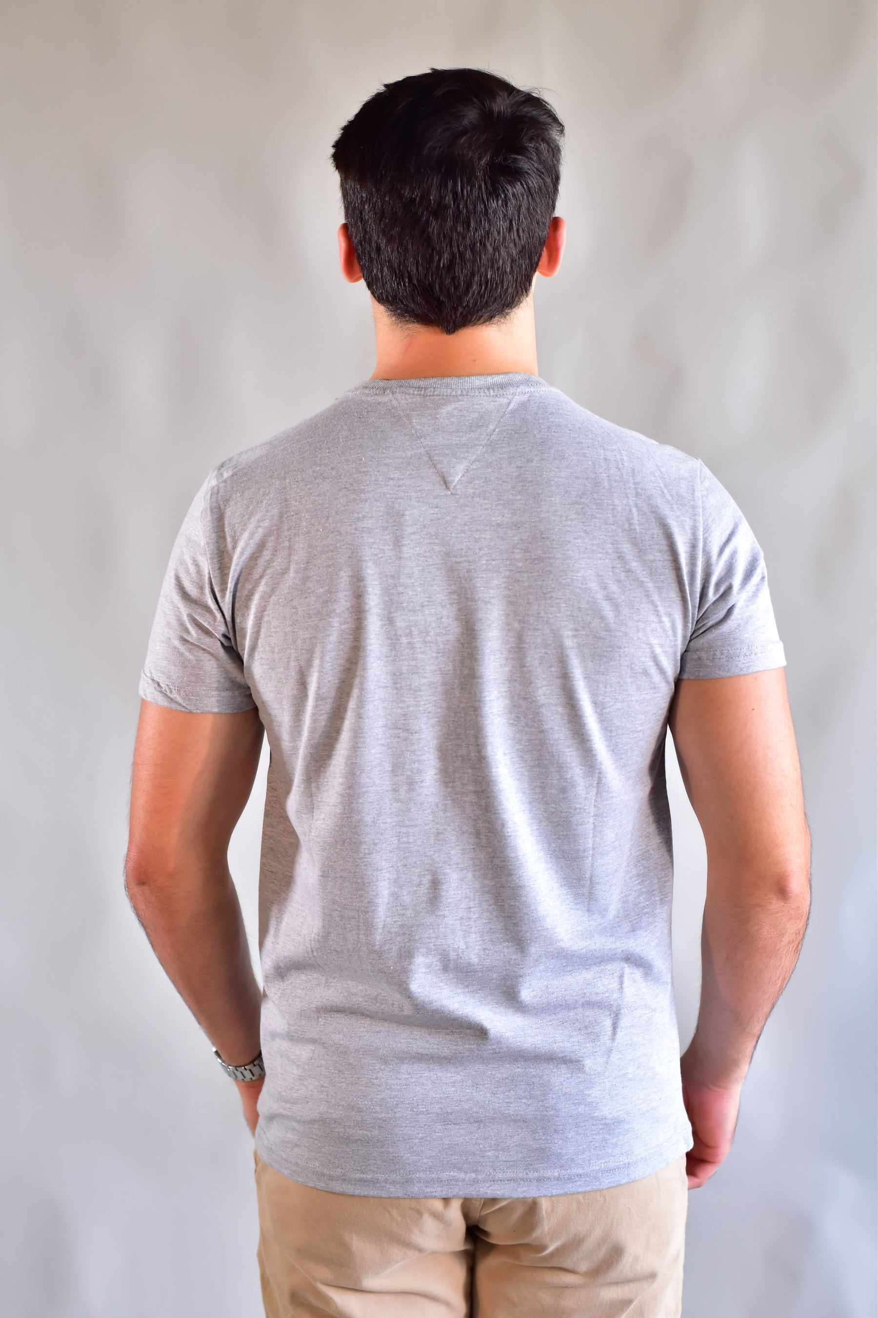Camiseta TH Masculina Classic Nape - Cinza