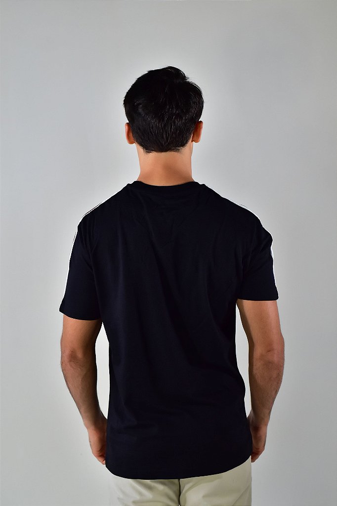 Camiseta AX Stripes Cursive Logo - Preto
